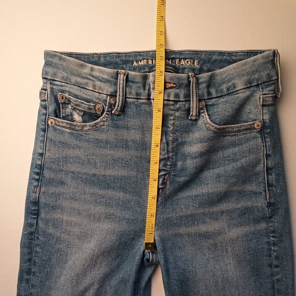 American Eagle Denim Jeans Size 4 Mid Rise Skinny Medium Light Wash Distressed - Picture 9 of 11